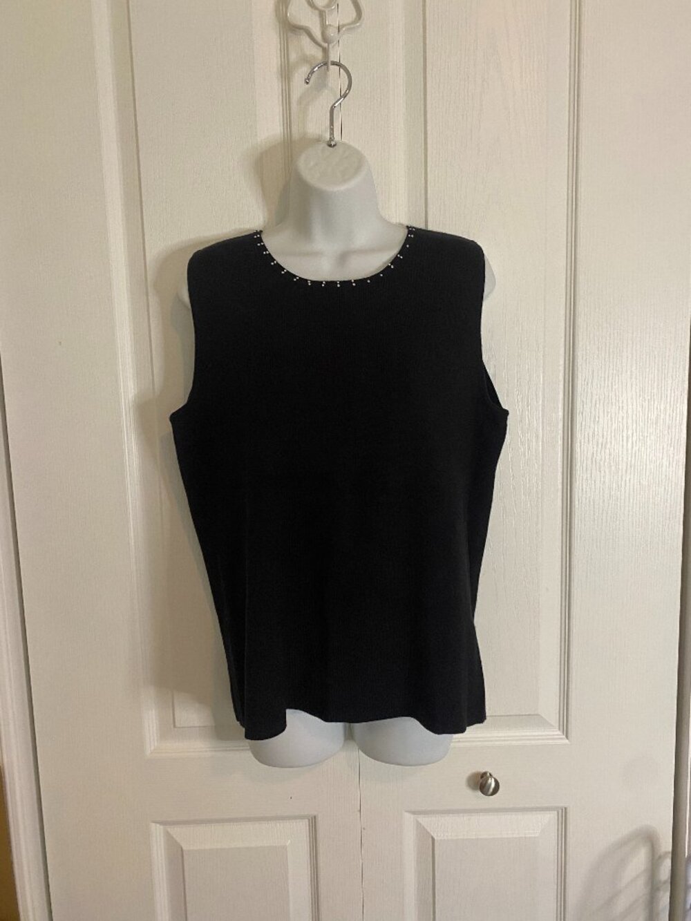 TanJay Solid Black Knit Tank Top